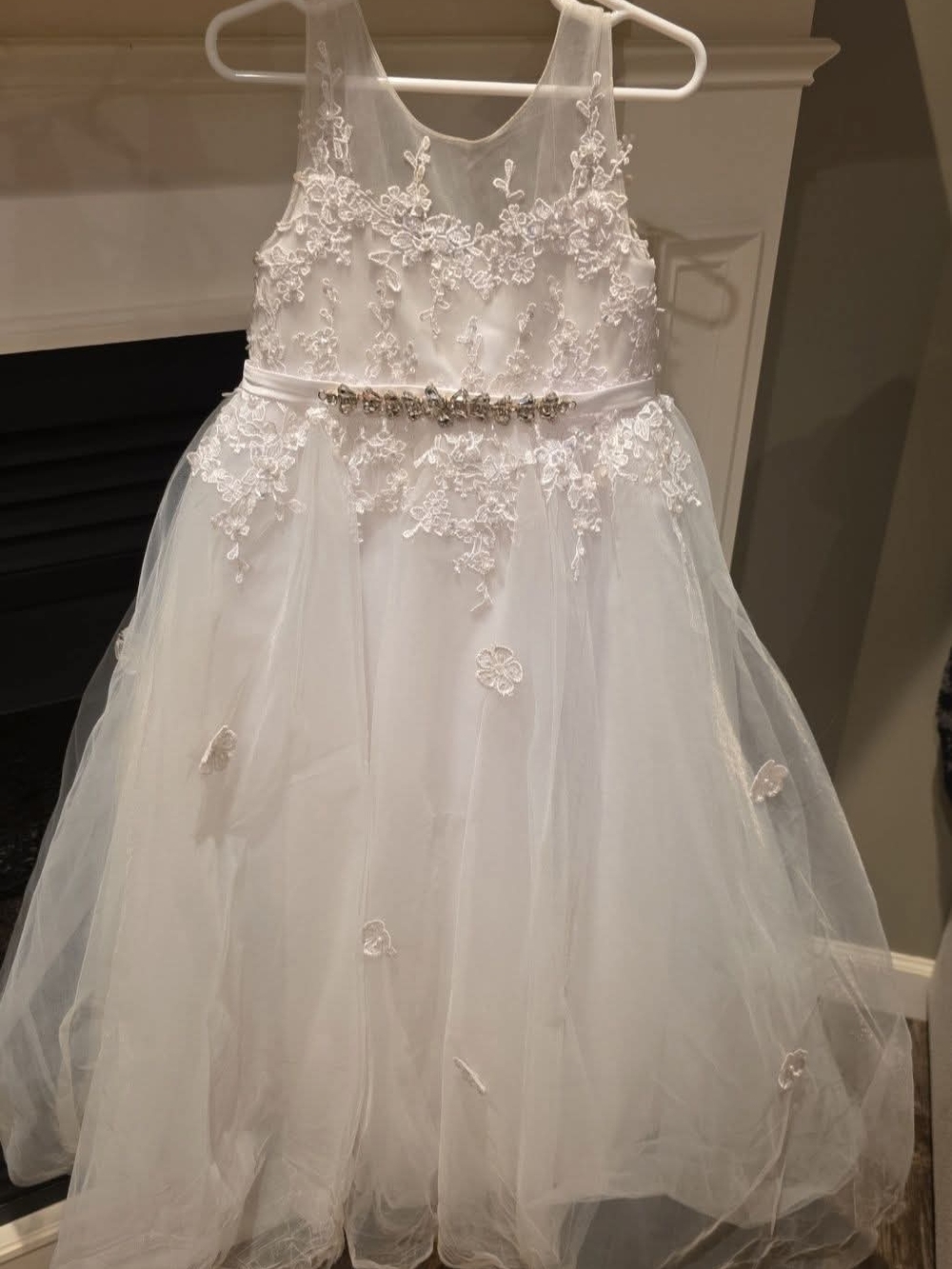 White Lace Tulle Flower Girl Dress with Beaded Waist